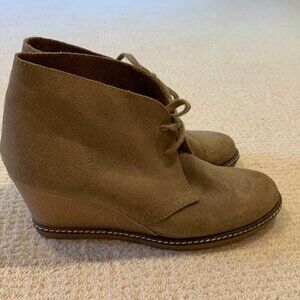 J. Crew MacAlister Beige Suede Wedge Chukka Desert Ankle Boots - SIZE 9